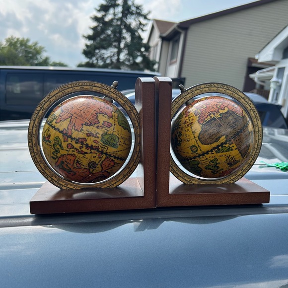 Other - Vintage Made in Italy Globe Bookends Wood Nautical Old World Map Decor Set